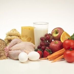 alimentos proteicos y frutas en la dieta de los seis pétalos